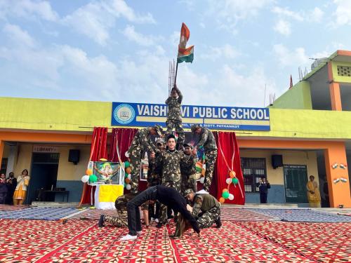 Vaishnavi Public School 42